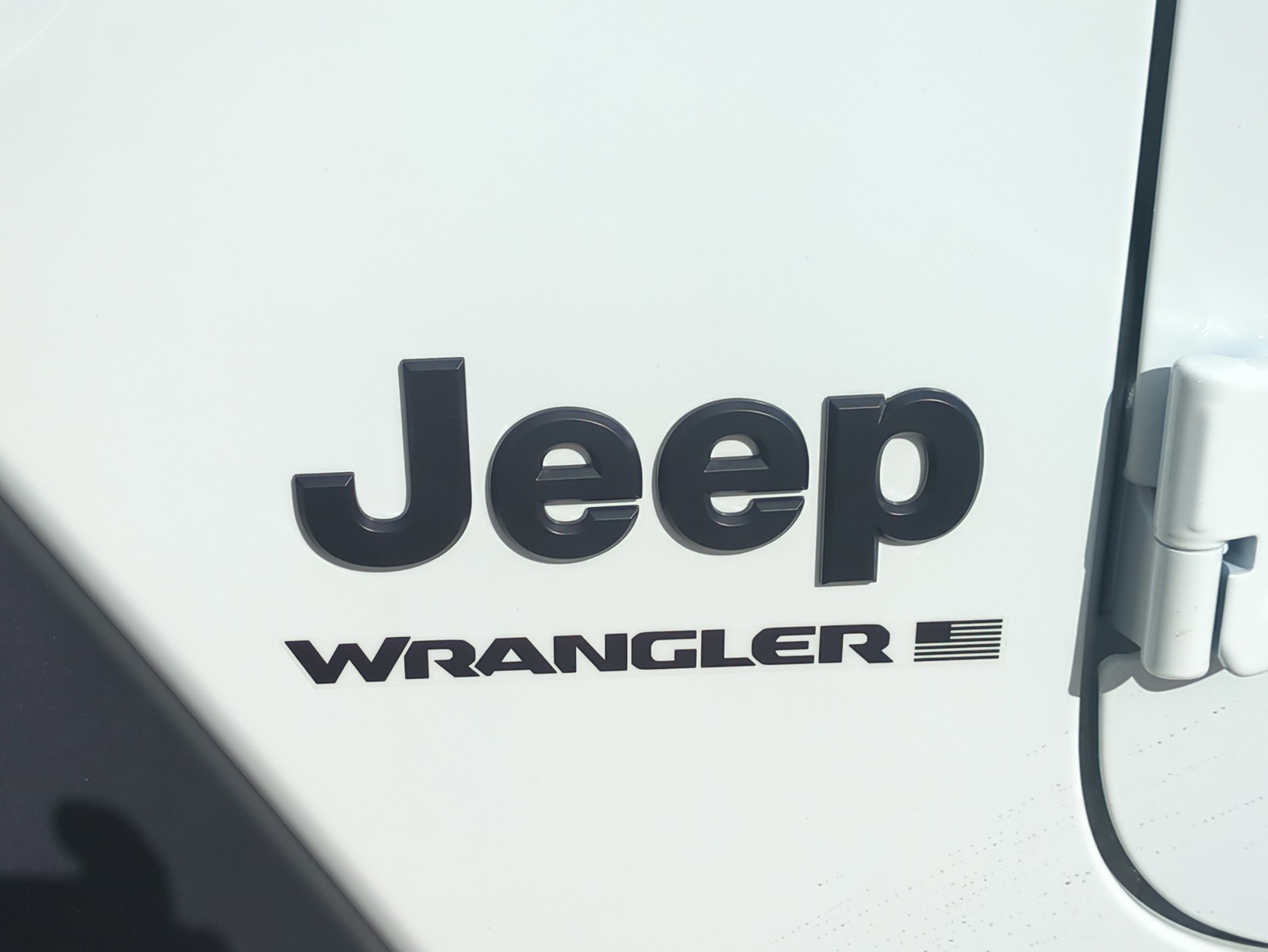2026 Jeep Wrangler - Photo 14
