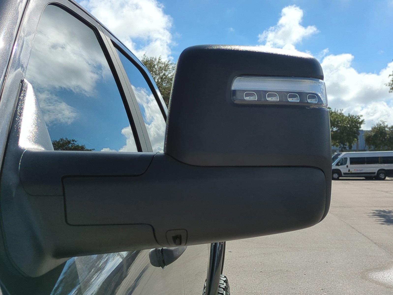 2025 Ram 2500 - Photo 12