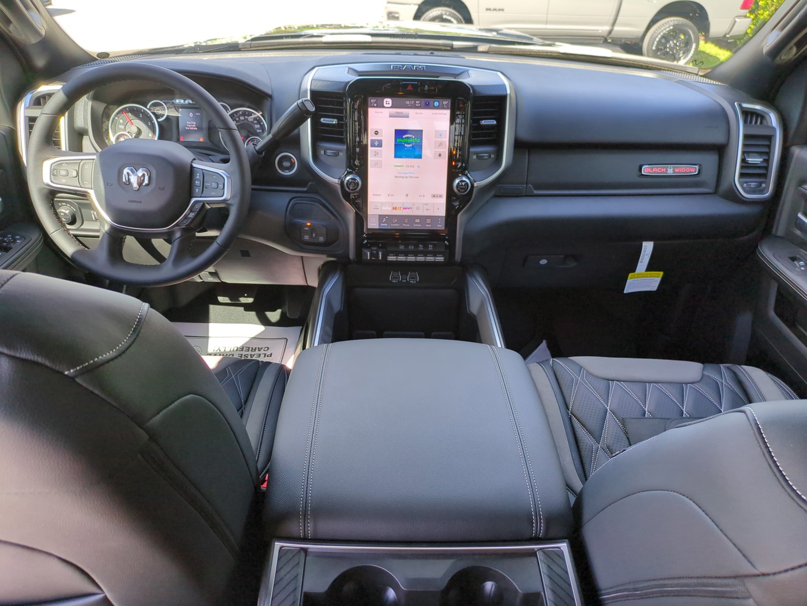 2025 Ram 2500 - Photo 15