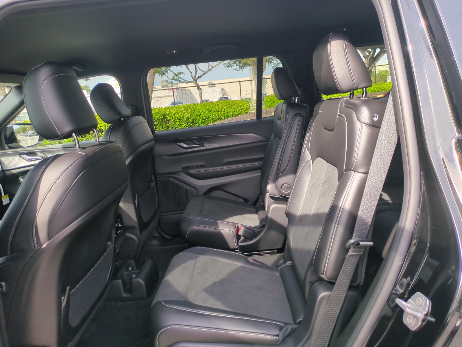 2025 Jeep Grand Cherokee L - Photo 15