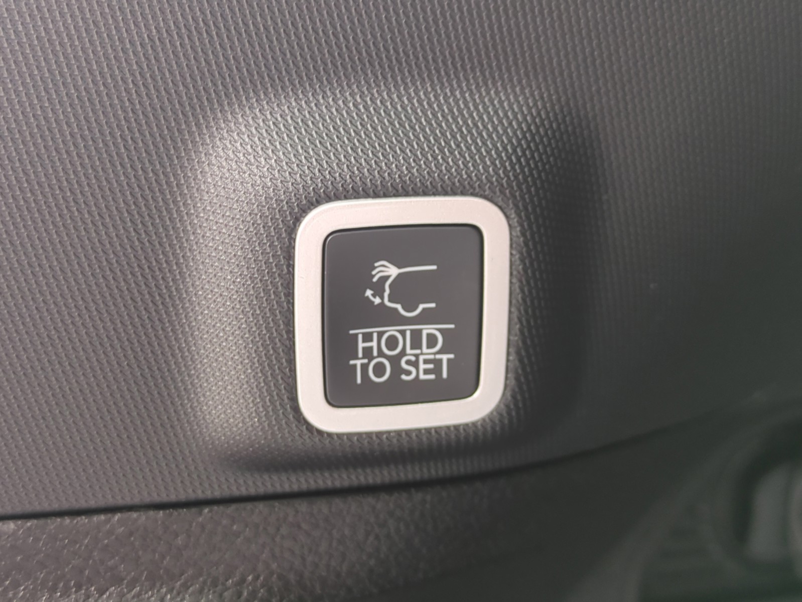 2025 Jeep Grand Cherokee - Photo 14