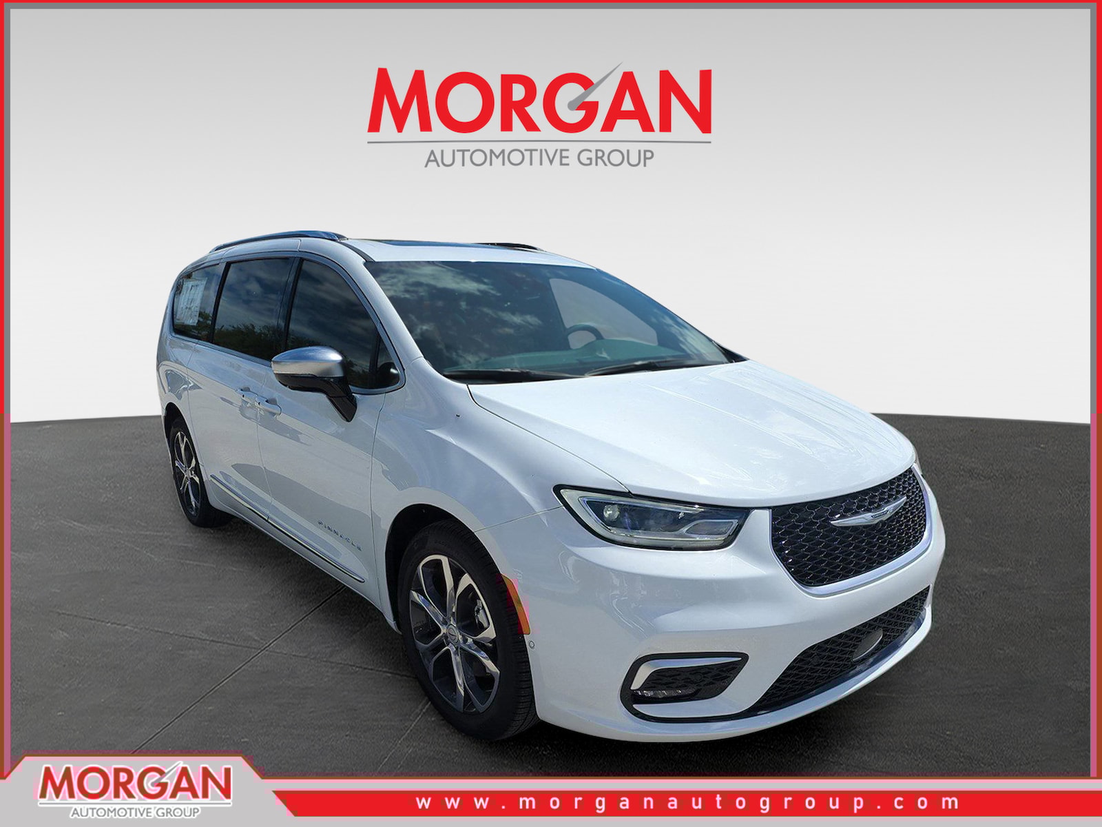 2026 Chrysler Pacifica Pinnacle's photo