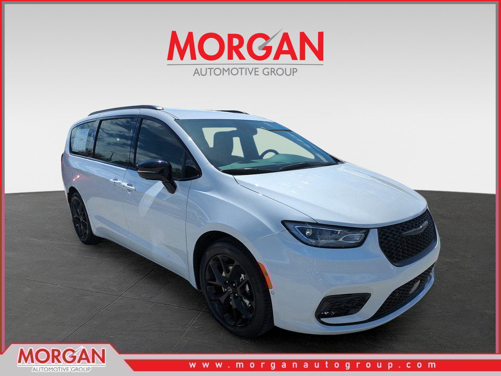 2026 Chrysler Pacifica Select's photo