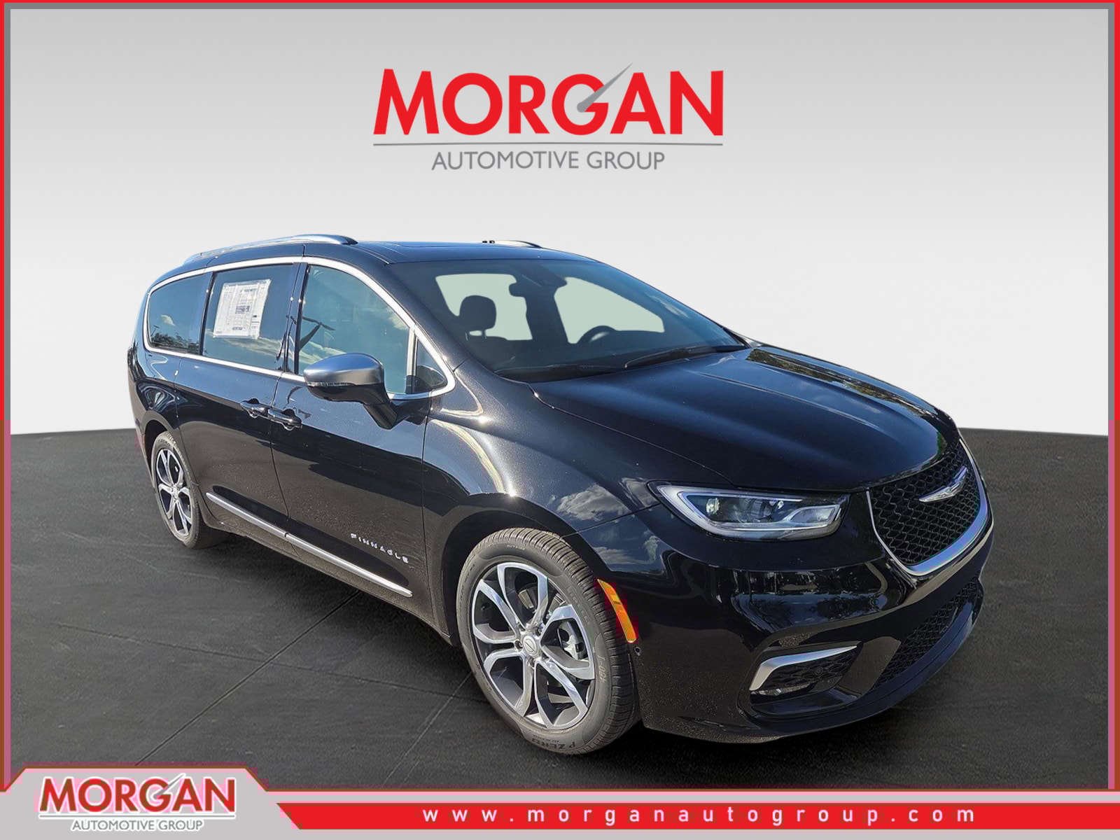 2026 Chrysler Pacifica Pinnacle's photo