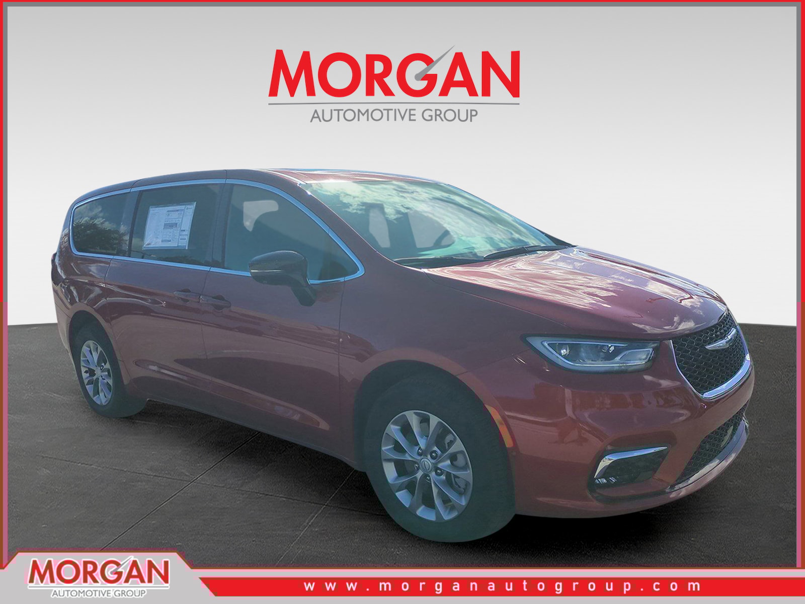 2026 Chrysler Pacifica Limited's photo