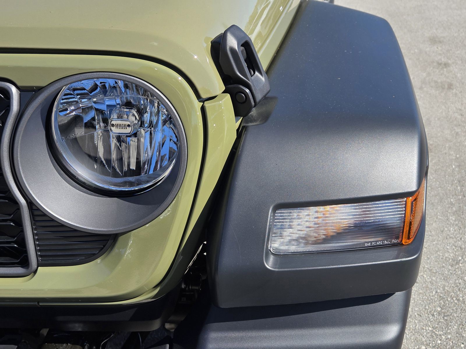 2026 Jeep Wrangler - Photo 10