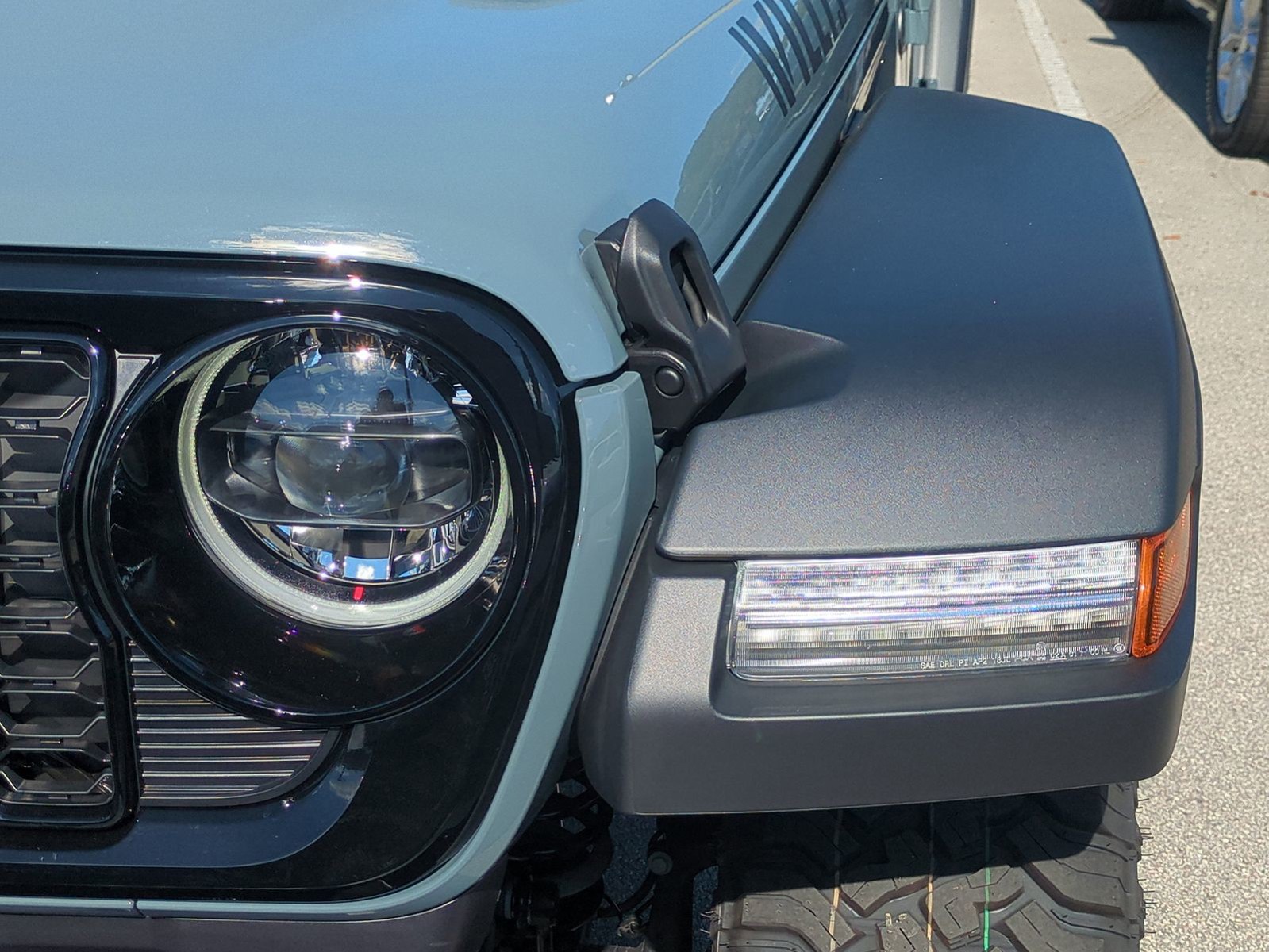 2026 Jeep Wrangler - Photo 10