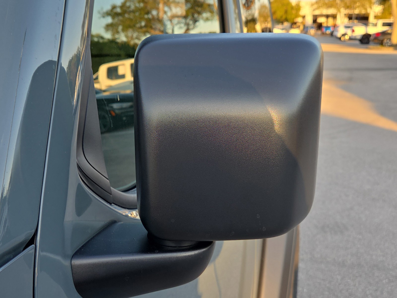 2026 Jeep Wrangler - Photo 12
