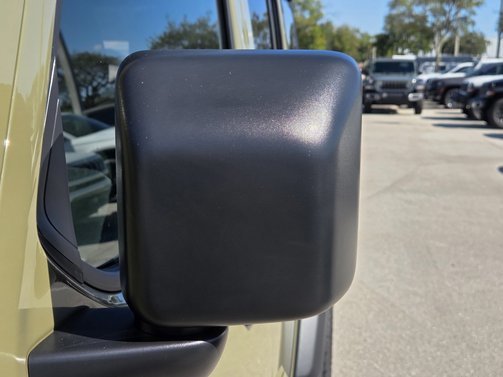 2026 Jeep Wrangler - Photo 12
