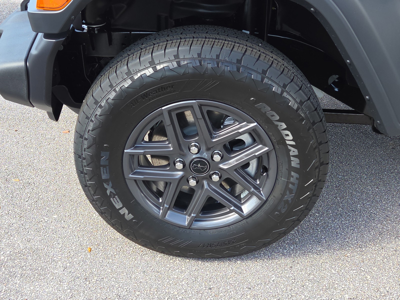 2026 Jeep Wrangler - Photo 11