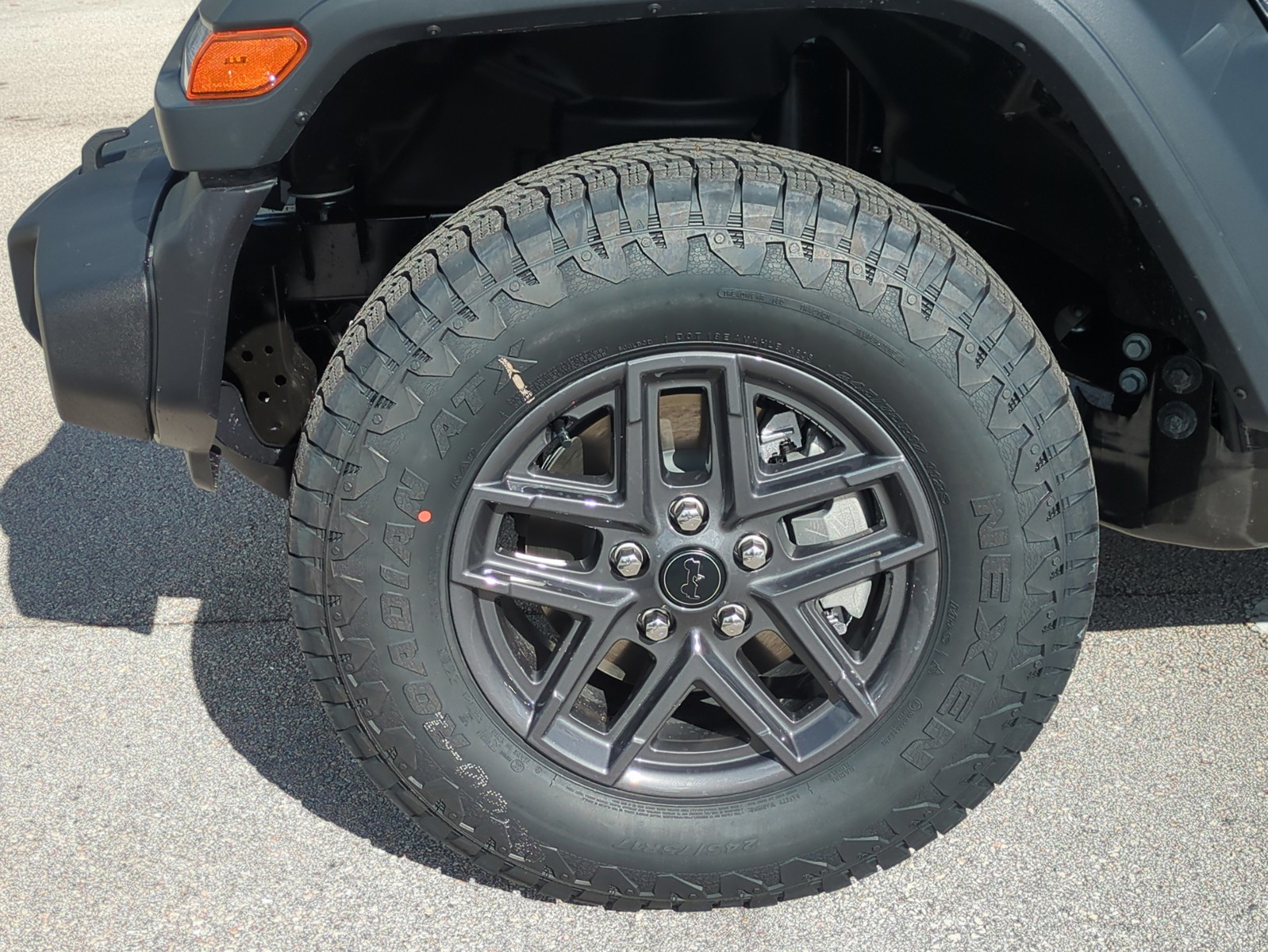 2026 Jeep Wrangler - Photo 11