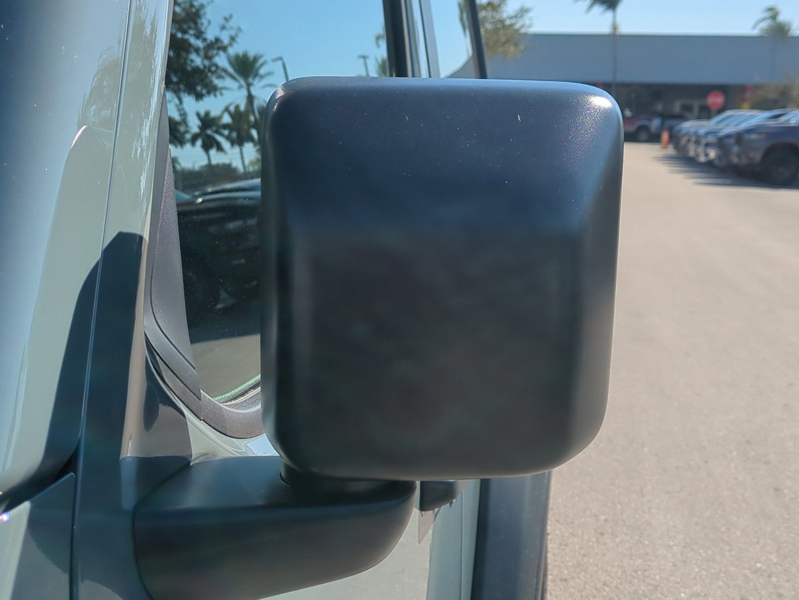 2026 Jeep Wrangler - Photo 12