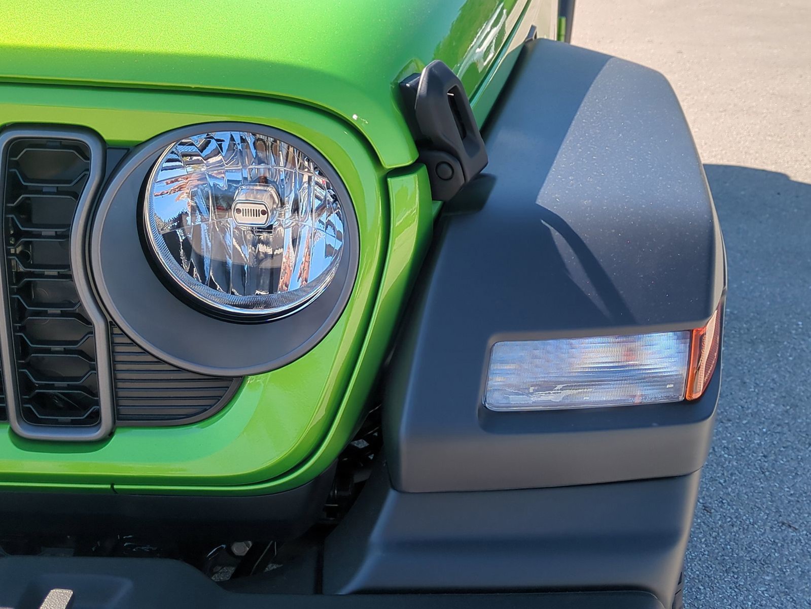 2026 Jeep Wrangler - Photo 10