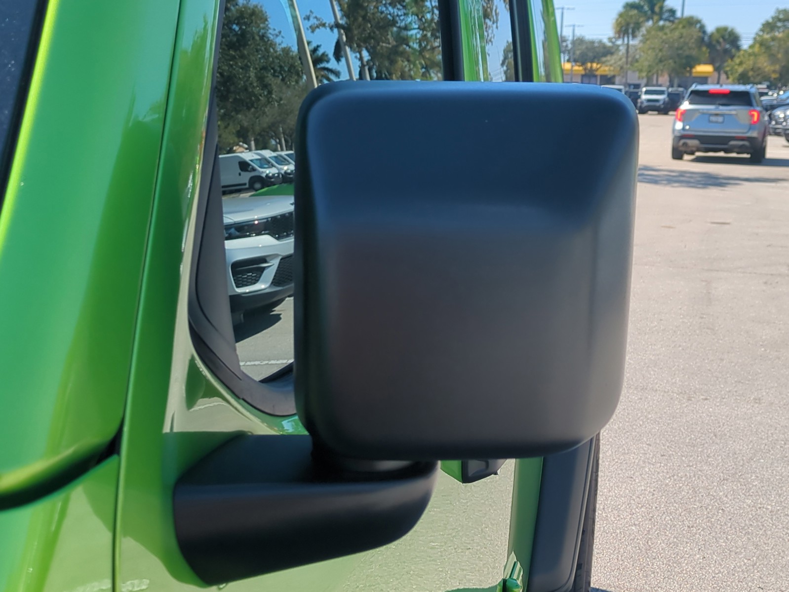 2026 Jeep Wrangler - Photo 12