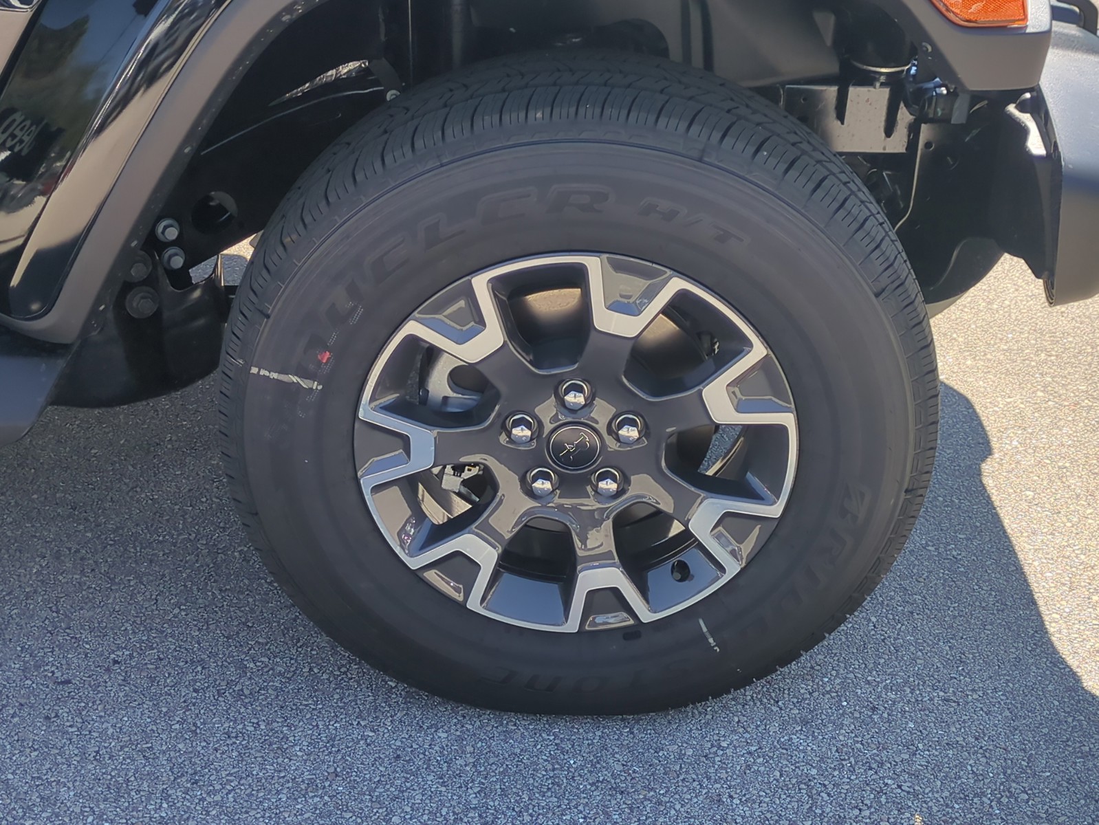 2026 Jeep Wrangler - Photo 11