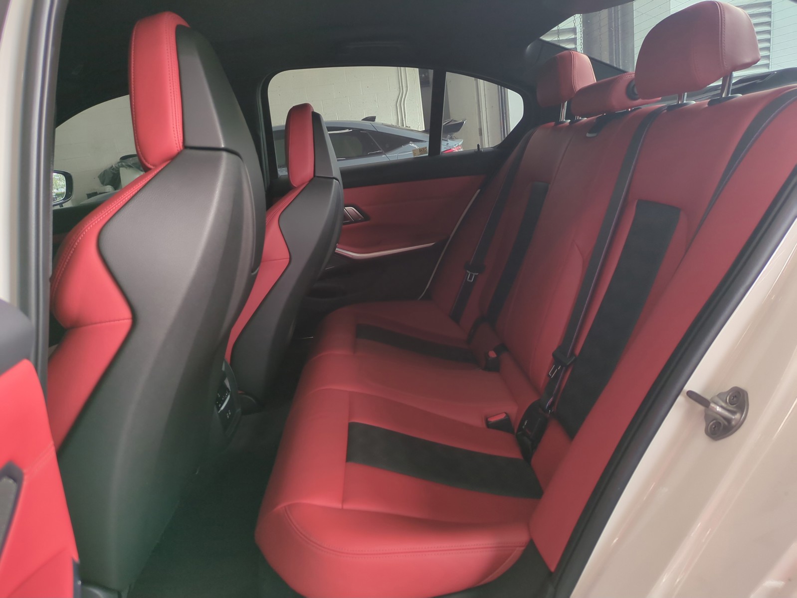 2022 BMW M3 - Photo 15