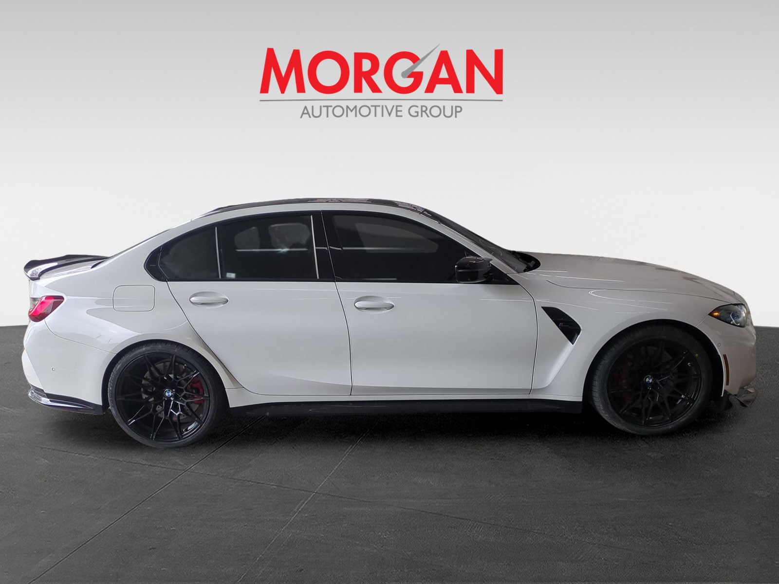 2022 BMW M3 - Photo 8