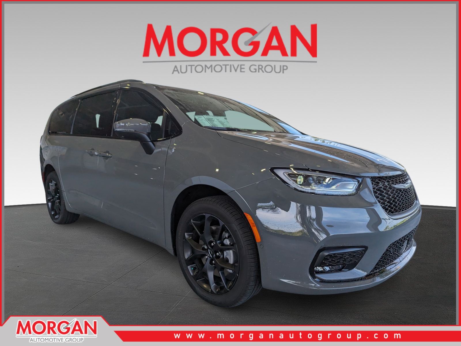 New 2023 Chrysler Pacifica Touring L Mini-van, Passenger in #R576354 |  Morgan Auto Group