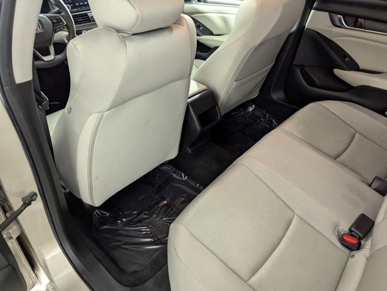2020 Honda Accord - Photo 15
