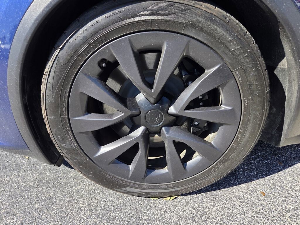 2023 Tesla Model X - Photo 5