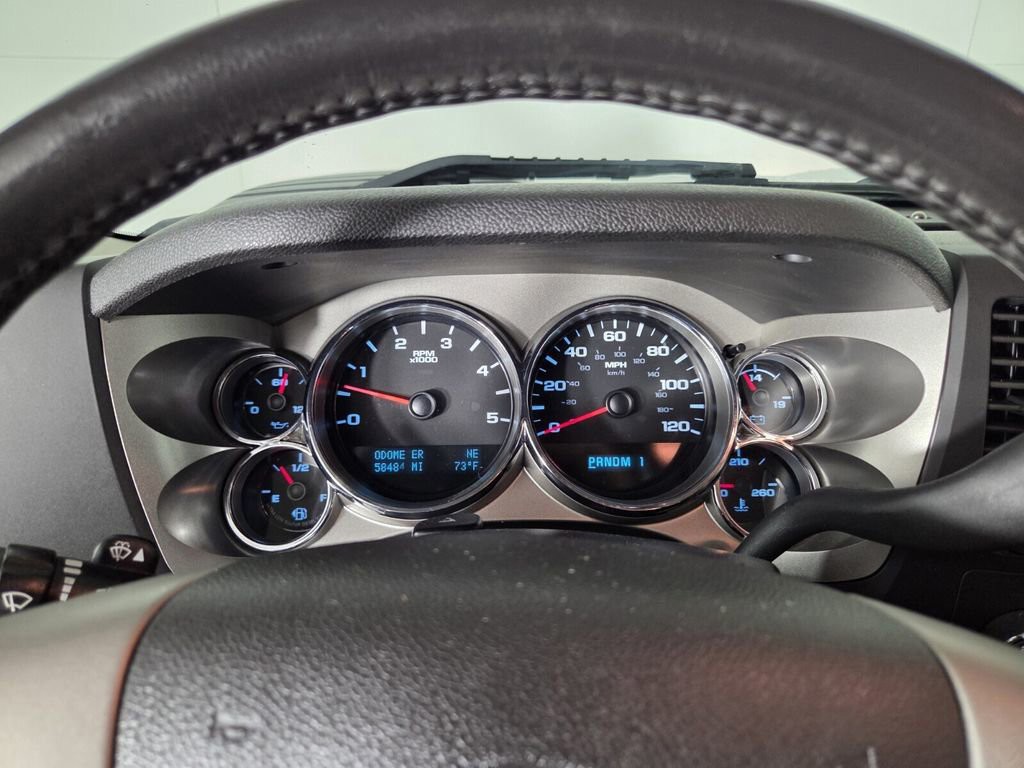2013 Chevrolet Silverado 3500HD - Photo 12