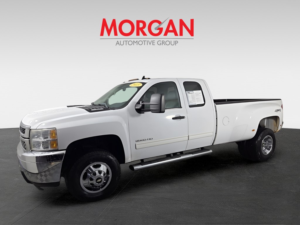 2013 Chevrolet Silverado 3500HD - Photo 2