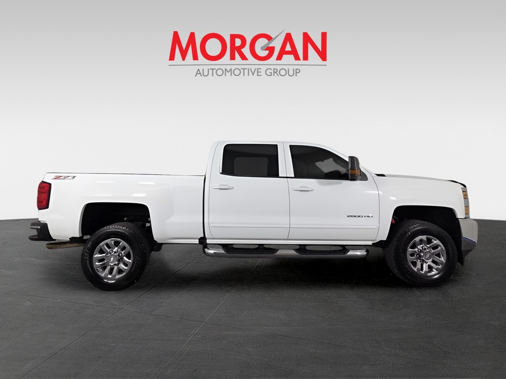 2017 Chevrolet Silverado 2500HD - Photo 2