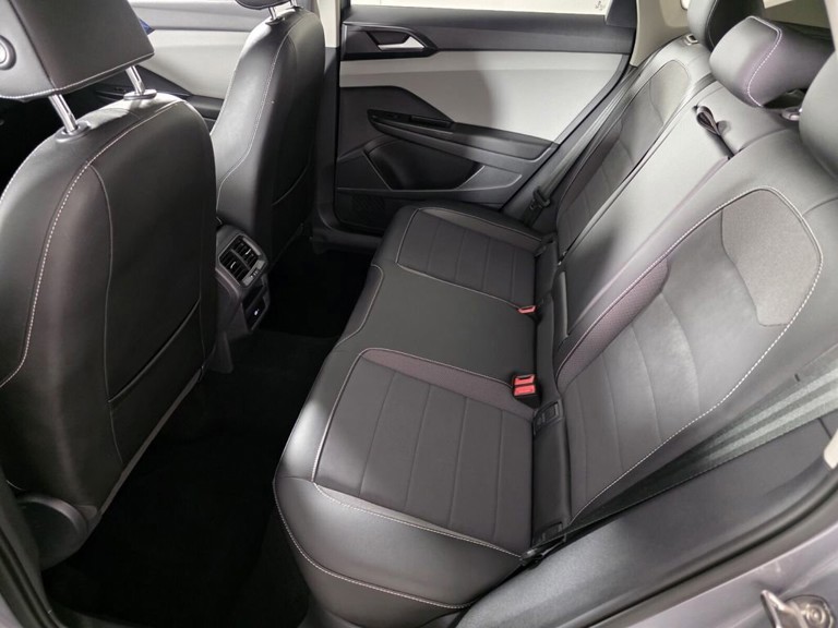 2022 Volkswagen Taos - Photo 14