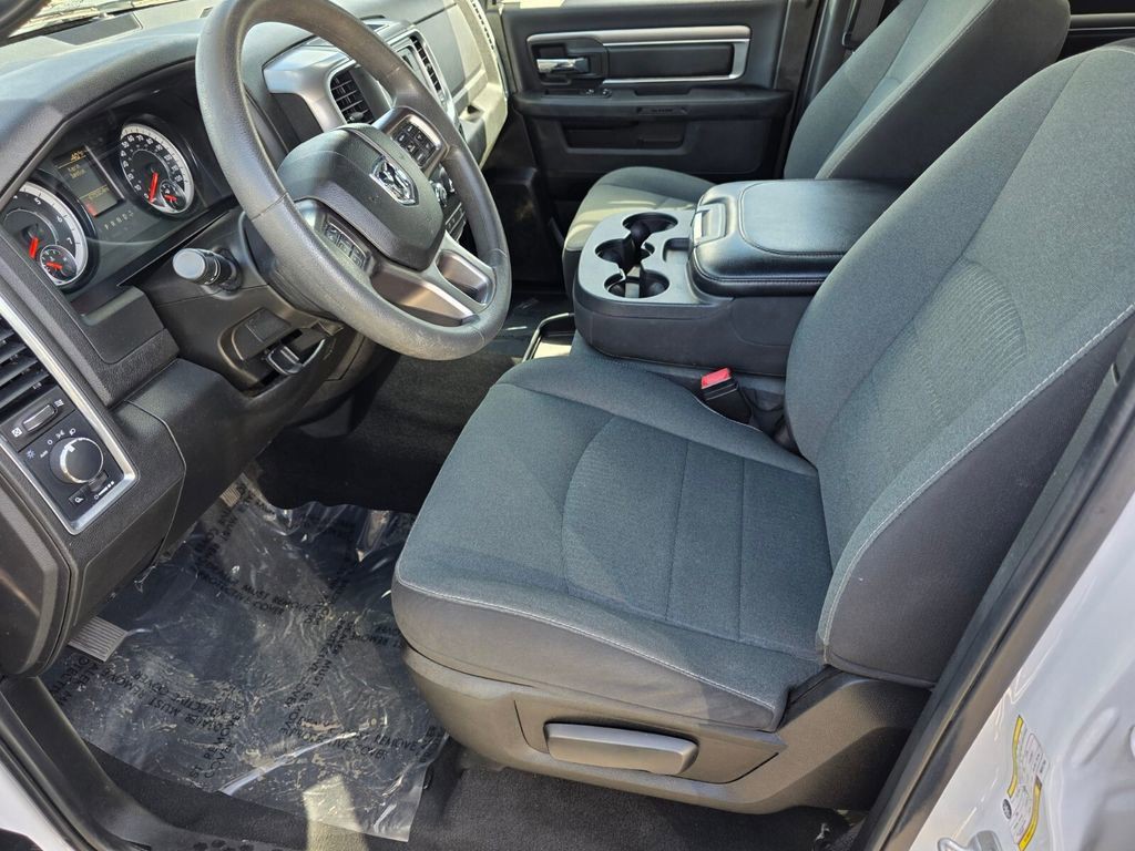 2022 Ram 1500 Classic - Photo 9