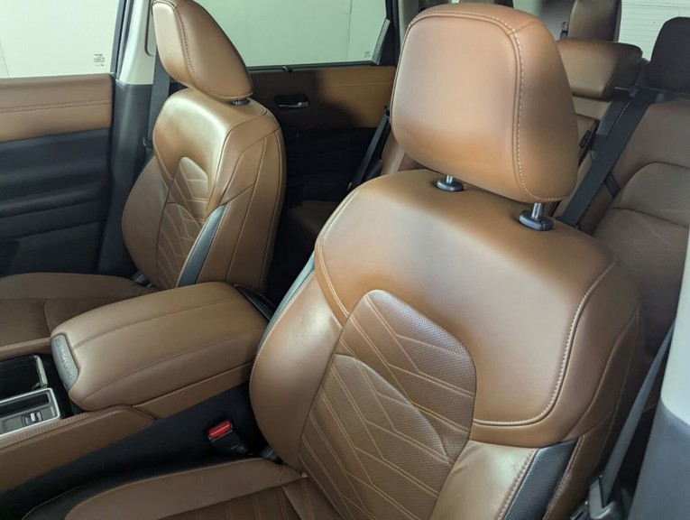 2022 Nissan Pathfinder - Photo 12