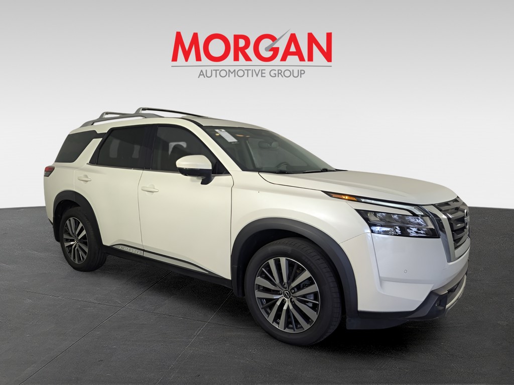 2022 Nissan Pathfinder - Photo 2