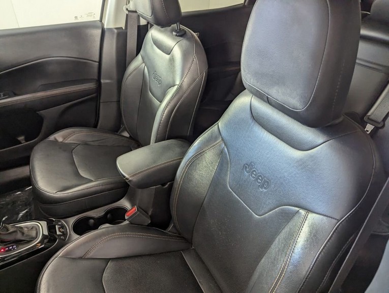 2018 Jeep Compass - Photo 12
