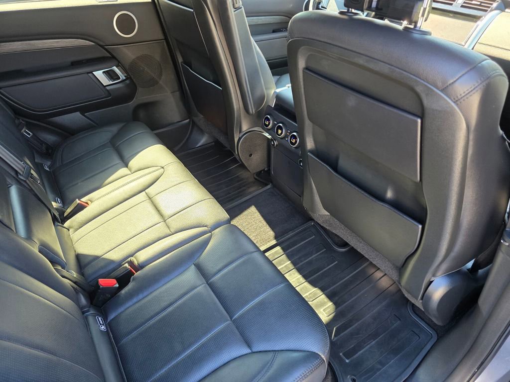 2020 Land Rover Discovery - Photo 13