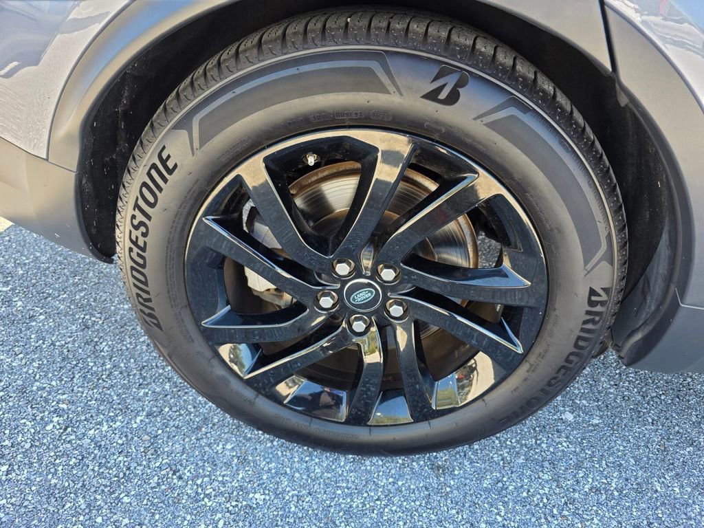 2020 Land Rover Discovery - Photo 15