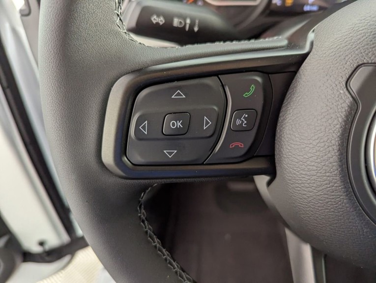 2026 Jeep Wrangler - Photo 20