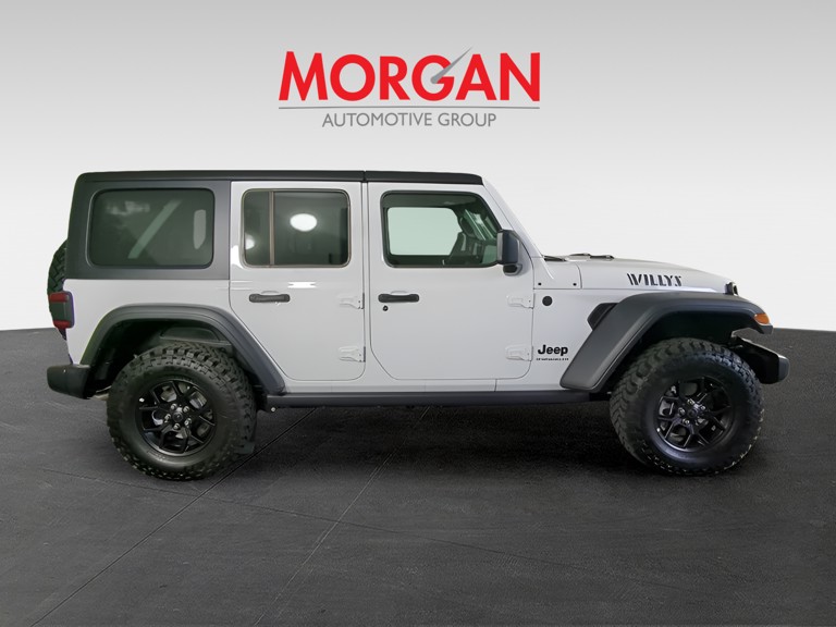 2026 Jeep Wrangler - Photo 4