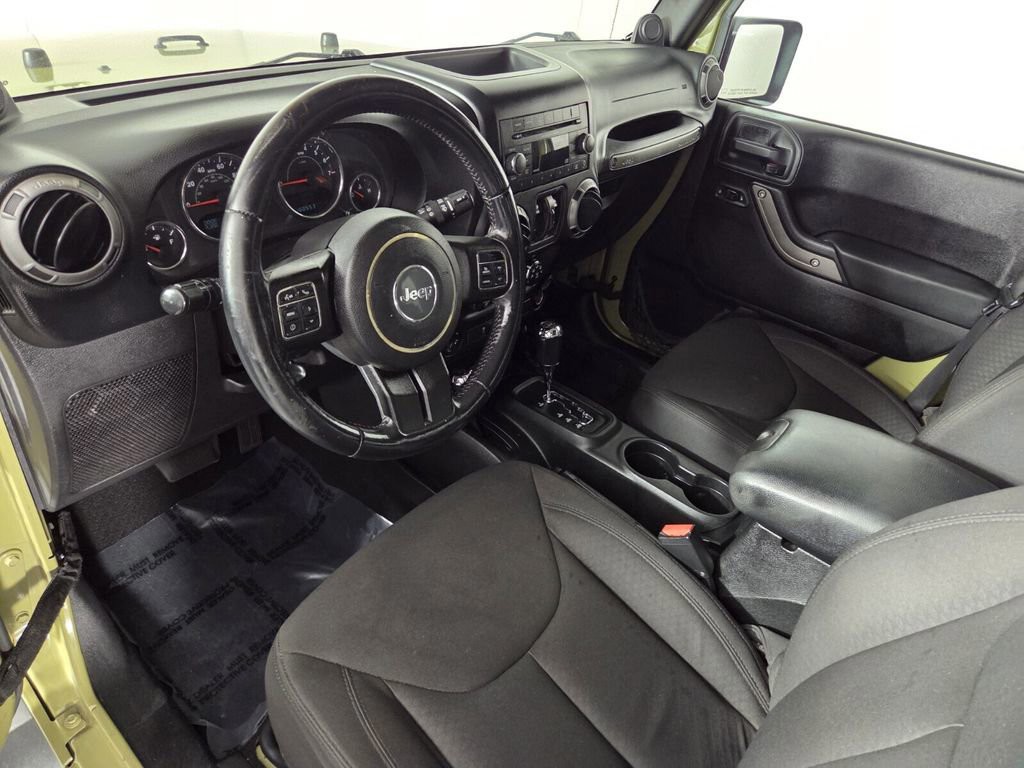 2013 Jeep Wrangler - Photo 11