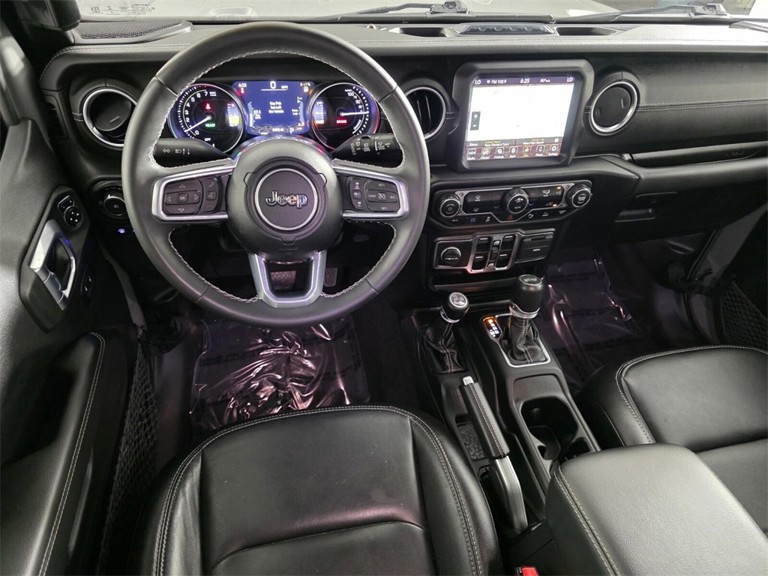 2023 Jeep Wrangler - Photo 13