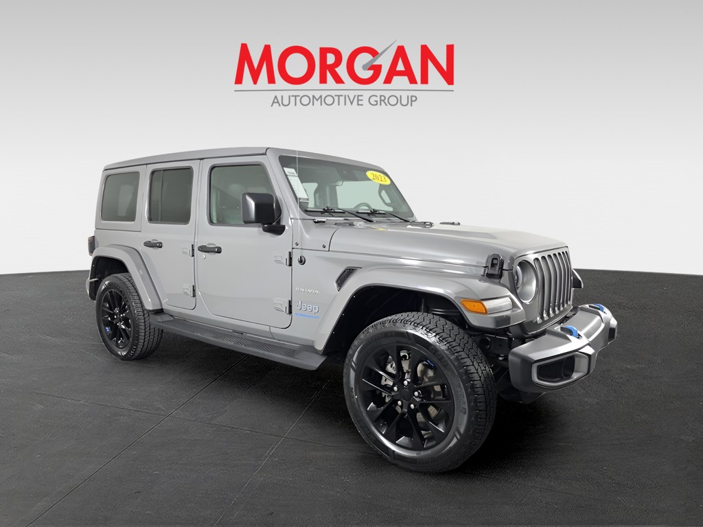2023 Jeep Wrangler - Photo 2