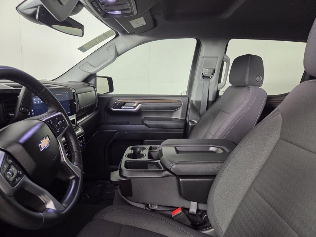 2024 Chevrolet Silverado 1500 - Photo 14