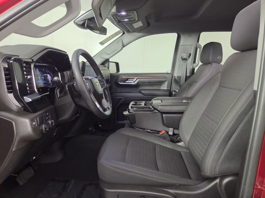 2024 Chevrolet Silverado 1500 - Photo 9
