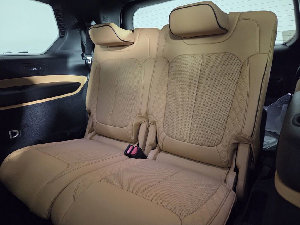2025 Jeep Grand Cherokee L - Photo 12