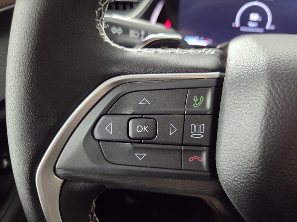 2025 Jeep Grand Cherokee - Photo 16