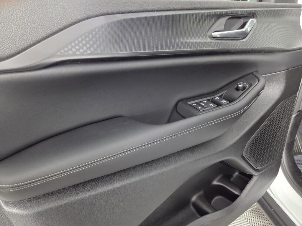 2025 Jeep Grand Cherokee - Photo 26