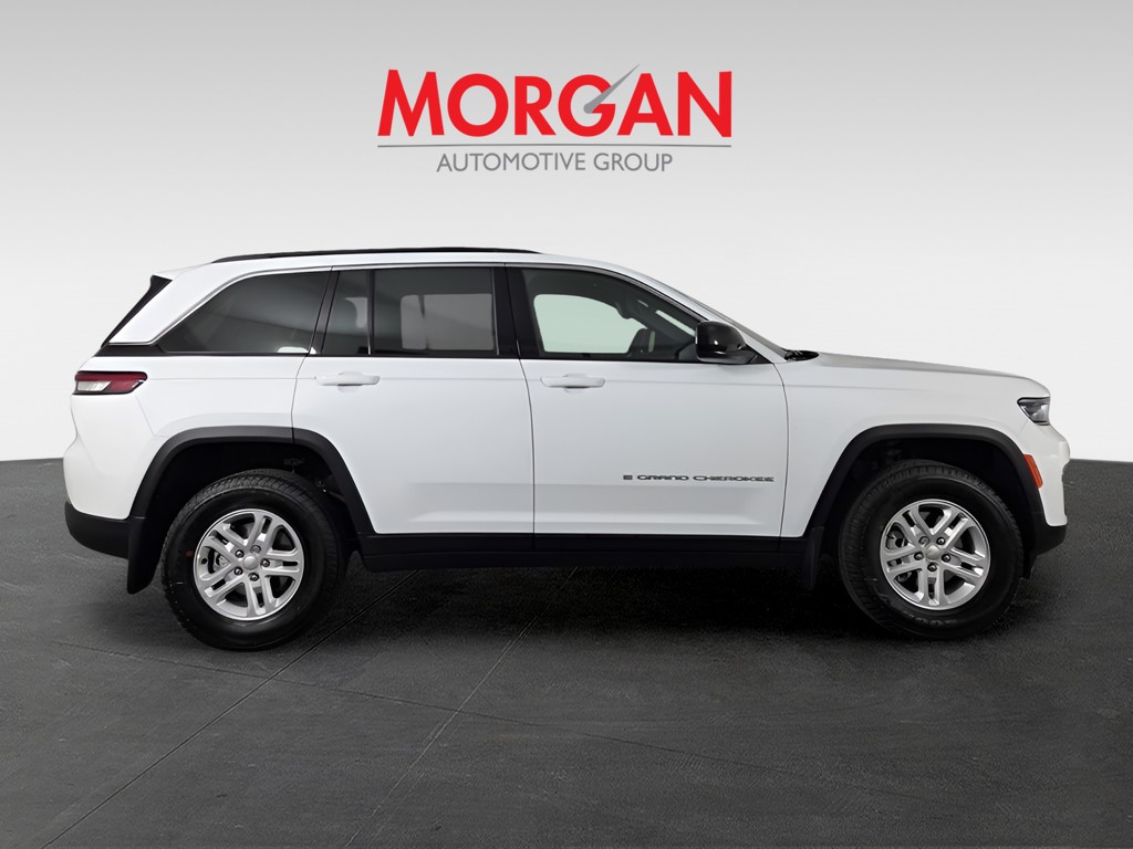 2025 Jeep Grand Cherokee - Photo 3