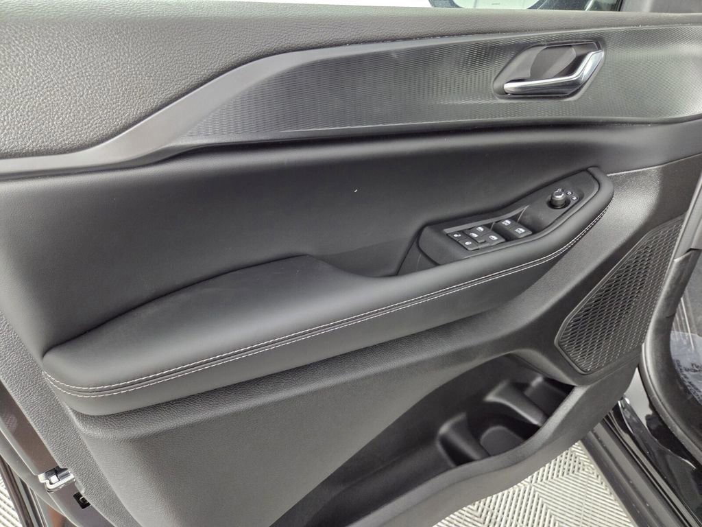2025 Jeep Grand Cherokee - Photo 14