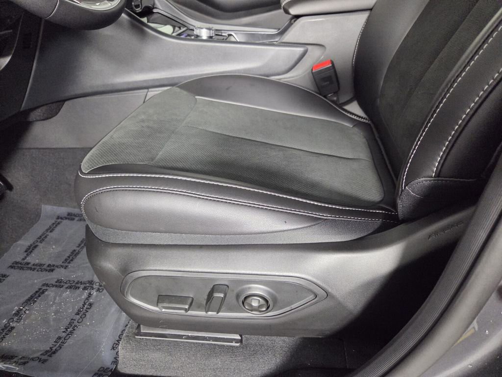 2026 Jeep Grand Cherokee - Photo 13