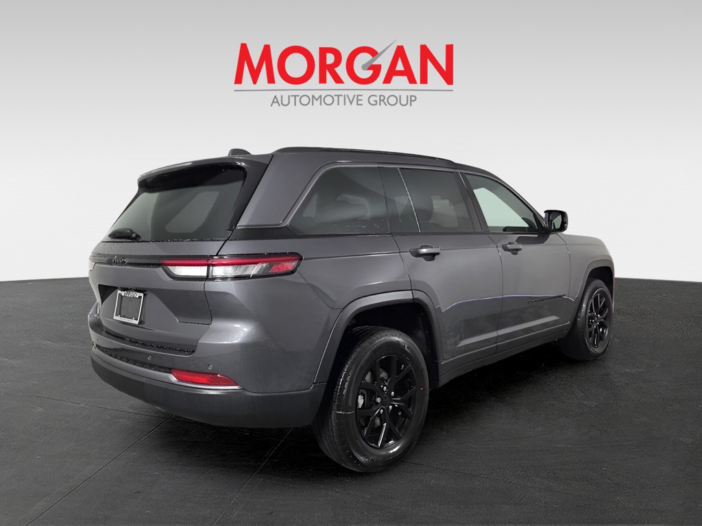 2026 Jeep Grand Cherokee - Photo 5