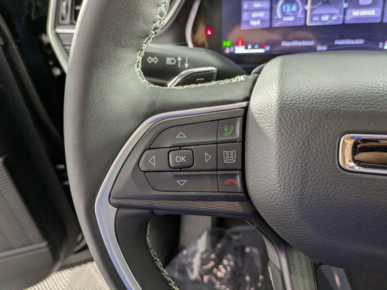 2025 Jeep Grand Cherokee - Photo 17