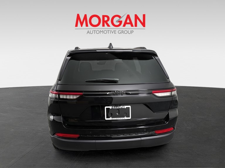 2025 Jeep Grand Cherokee - Photo 4